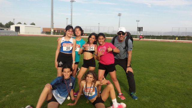 El atletismo escolar de Alhama suma varias medallas en la final regional por equipos, Foto 5