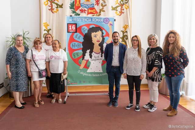 Cartagena conmemora la rebelión de las mujeres gitanas de Auschwitz en el Día de la Resistencia Romaní - 1, Foto 1