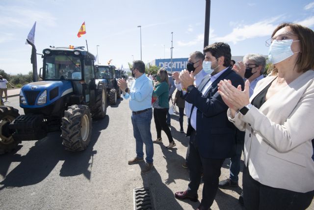 López Miras asiste a la manifestación en defensa del trasvase Tajo-Segura - 2, Foto 2