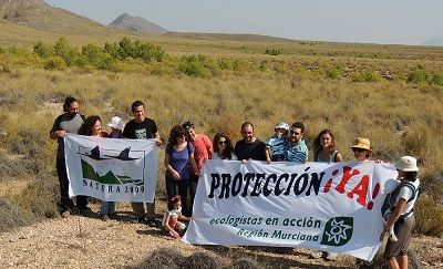 Foto de una acción en los espartales de Cieza para solicitar su protección., Foto 1