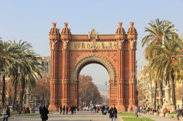 El Arco del Triunfo de Barcelona en una foto de archivo, Foto 1