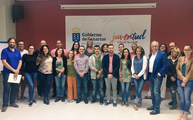 El director general de Juventud asiste al encuentro con directores de albergues, técnicos de juventud, concejales y consejeros de juventud en Canarias - 1, Foto 1