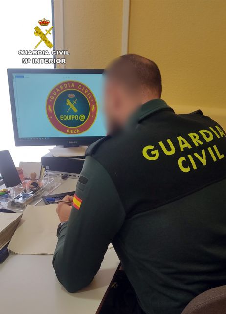 La Guardia Civil investiga a dos menores por realizar compras con una tarjeta de crédito de otra persona - 1, Foto 1