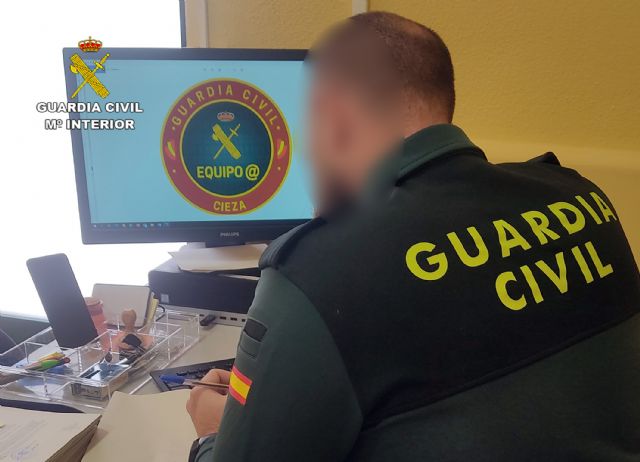 La Guardia Civil investiga a dos menores por realizar compras con una tarjeta de crédito de otra persona - 2, Foto 2