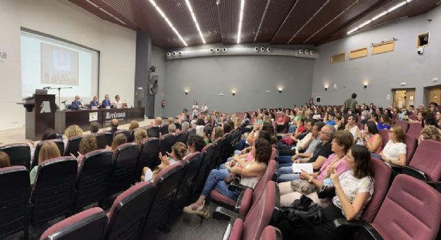 El hospital Virgen de la Arrixaca acoge la I Jornada de Enfermería Escolar - 1, Foto 1