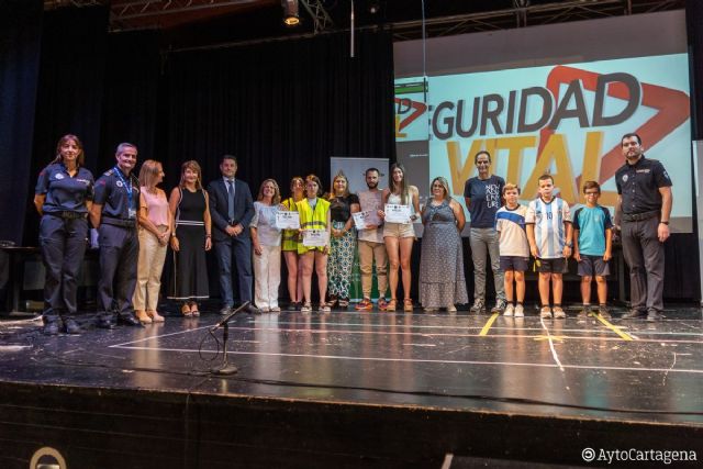 Más de mil escolares aprenden las normas de circulación en el Parque de Educación Vial de Cartagena - 1, Foto 1