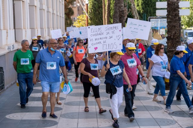 El Ayuntamiento refuerza su estrategia para garantizar la seguridad de los mayores en entornos digitales - 1, Foto 1