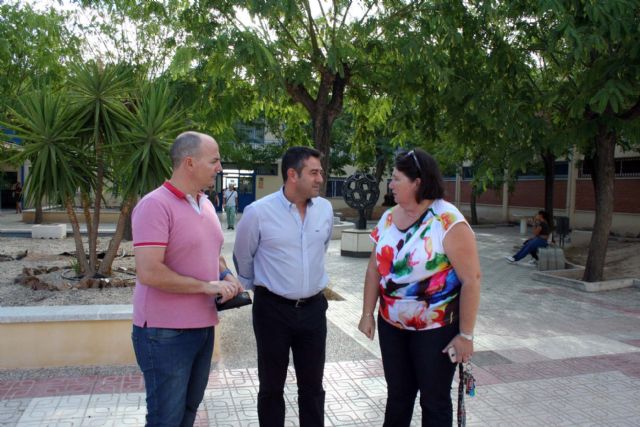 3.306 alumnos de Educación Secundaria y Bachillerato inician sus clases en Alcantarilla - 2, Foto 2