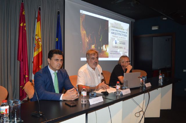 El Colegio de Arquitectos expone el proyecto ganador y los trabajos presentados para rediseñar el Parque Almansa de San Javier - 1, Foto 1