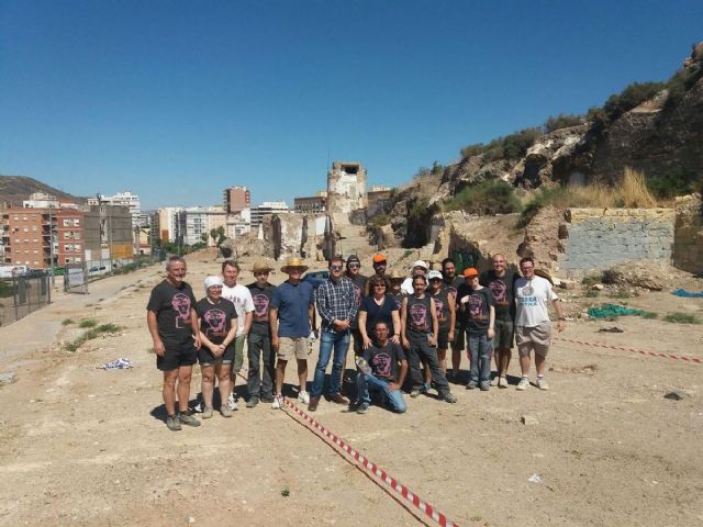 Cultura y Patrimonio organiza la II intervencion en el Monte Sacro dentro del primer Campus Universitario de Practicas y Formacion Arqueologica - 1, Foto 1