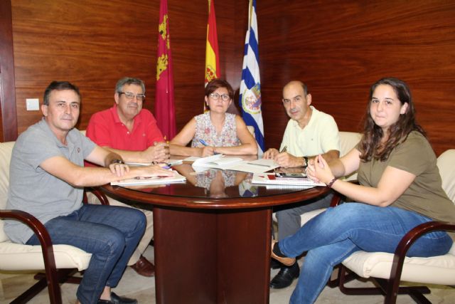 Firmado convenio extraordinario con la Junta Central de Hermandades para el 30 Encuentro de Cofradías - 1, Foto 1