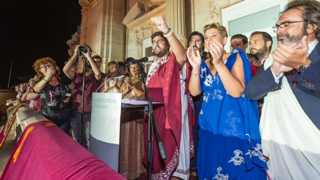 López Miras anima a vivir con intensidad y disfrutar juntos las fiestas de Cartagena, ciudad donde la historia echa raíces - 2, Foto 2