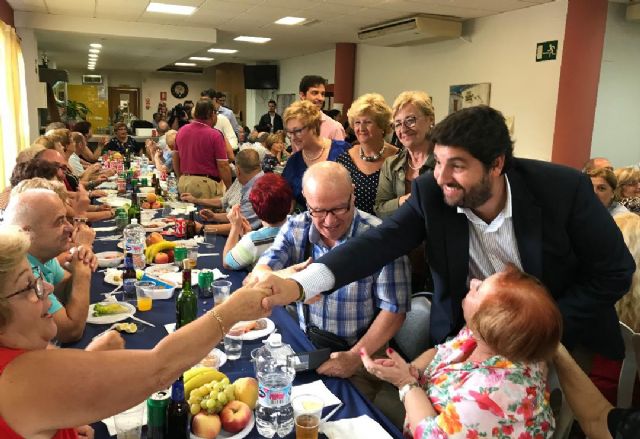 López Miras y Teodoro García muestran su compromiso con los mayores porque lo han dado todo para hacer mejor España - 1, Foto 1