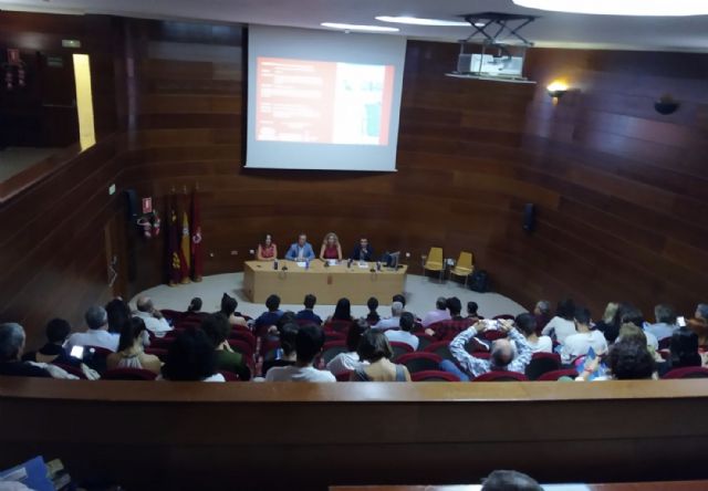 Comienza el curso que desvelará los entresijos de los trabajos arqueológicos desarrollados en el yacimiento de San Esteban - 1, Foto 1