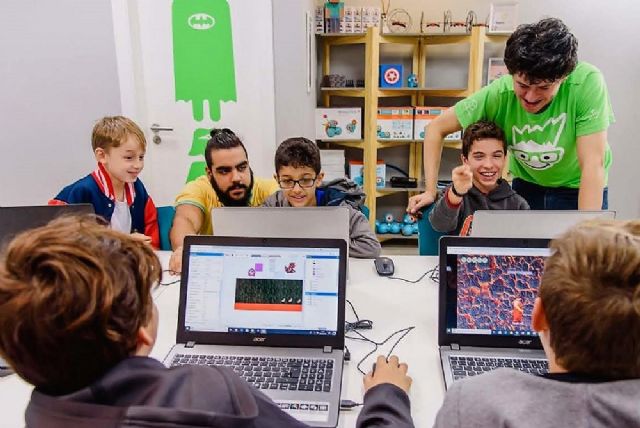 La franquicia Happy Code lanza el 'Pack Experiencia' enfocado en la educación 4.0 - 1, Foto 1