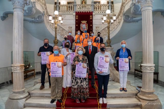 Juventud y Servicios Sociales se ponen manos a la obra para recoger alimentos y ayudar a las familias más necesitadas - 1, Foto 1