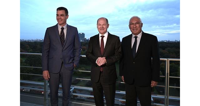 Sánchez se reúne en Berlín con Scholz y Costa para abordar la seguridad energética en Europa - 1, Foto 1