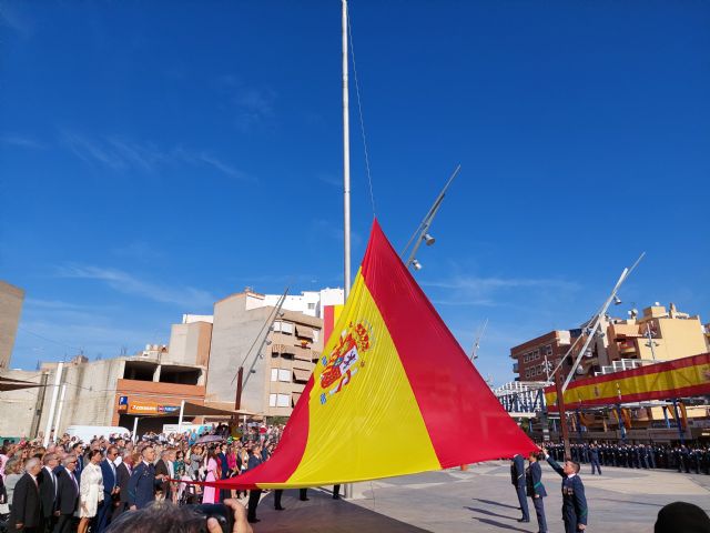 Más de 200 personas juran bandera en Alcantarilla durante el tradicional acto de homenaje a la enseña nacional - 1, Foto 1