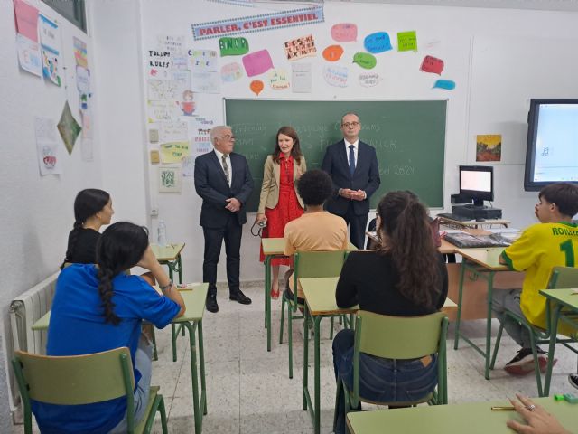 2.843 alumnos de Secundaria se presentan a las pruebas para obtener gratis la certificación B1 y B2 - 2, Foto 2