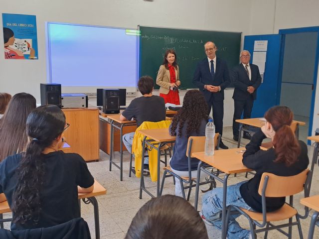 2.843 alumnos de Secundaria se presentan a las pruebas para obtener gratis la certificación B1 y B2 - 3, Foto 3