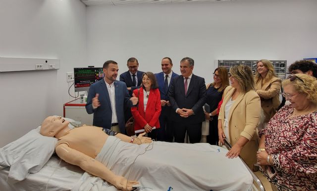 Los 220 alumnos de Enfermería de la UMU en Cartagena arrancan con normalidad el curso en las nuevas instalaciones - 1, Foto 1