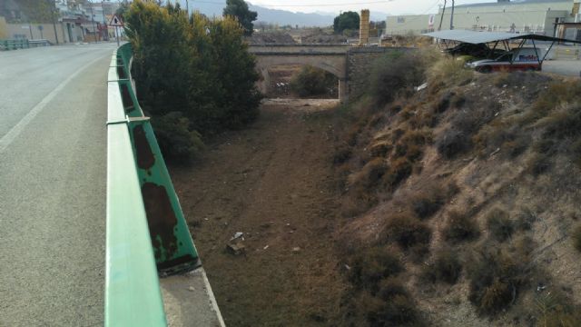 La CHS ya trabaja en la recuperación de la capacidad hidráulica de ríos y ramblas de la cuenca - 2, Foto 2