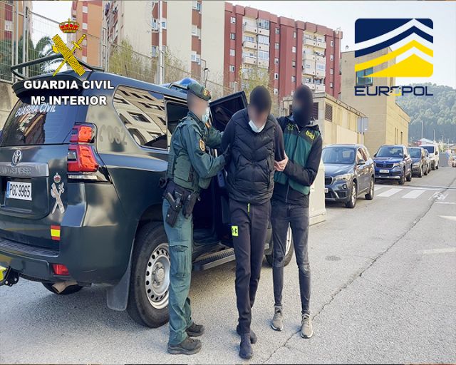 Detenidas 10 personas pertenecientes al entramado criminal del mayor suministrador de hachís en España - 2, Foto 2