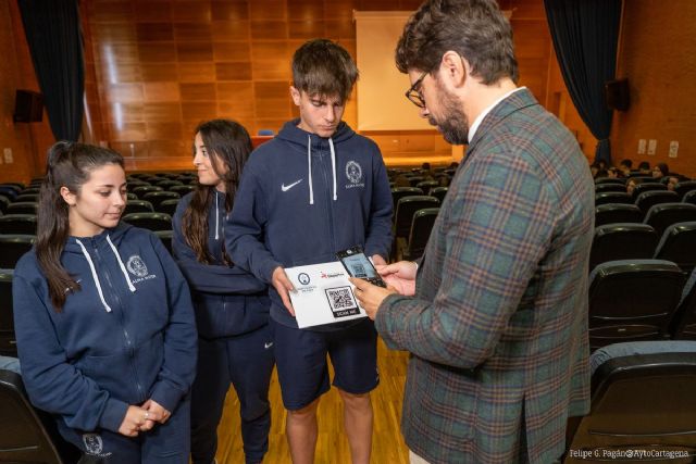 El Colegio San Vicente de Paúl combate el sedentarismo gracias a un proyecto interactivo - 1, Foto 1