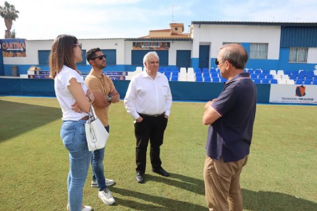 El Ayuntamiento ampliará la iluminación deportiva del campo de El Rubial - 1, Foto 1