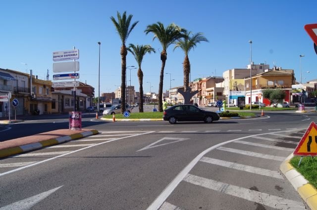 Licitan los trabajos del repintado de la señalización horizontal de la N-340A, la avenida de Lorca, calle General Aznar y avenida General Páramo - 2, Foto 2