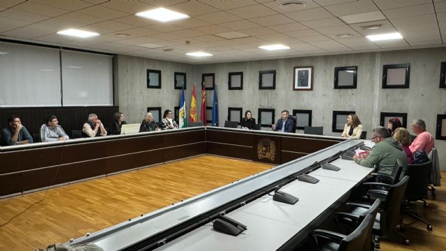 El alcalde se reúne con los nuevos pedáneos para continuar mejorando el municipio - 1, Foto 1