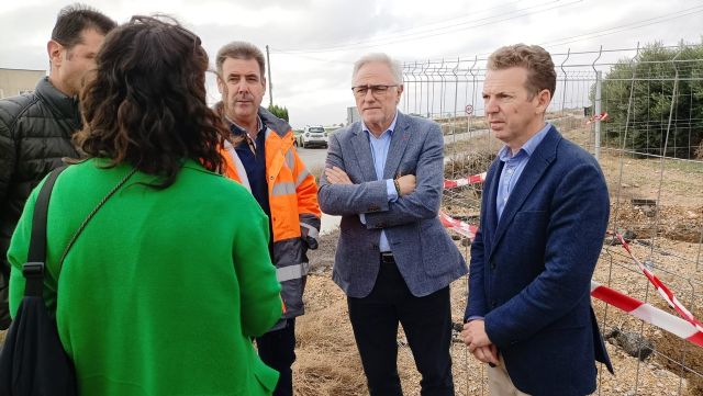 Avanzan las obras de desdoblamiento del colector desaneamiento de Los Olmos - 4, Foto 4