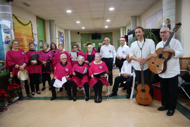 Llega la Navidad a los Hogares del Pensionista de San Pedro del Pinatar y Lo Pagán - 1, Foto 1