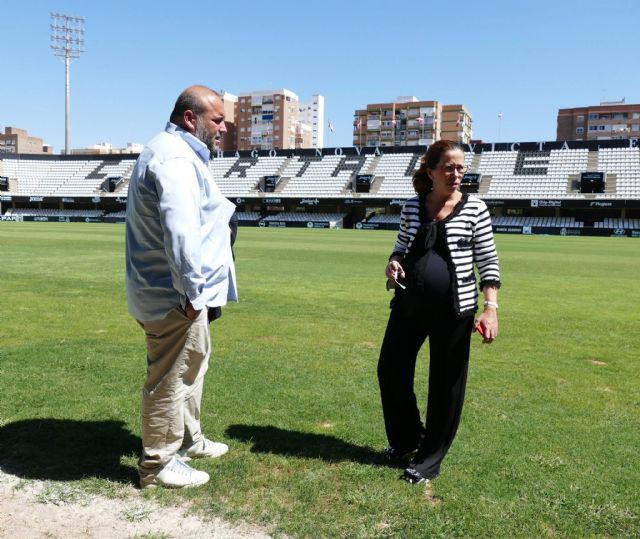 Castejón: el gobierno regional se olvida del estadio del primer equipo de la región - 1, Foto 1