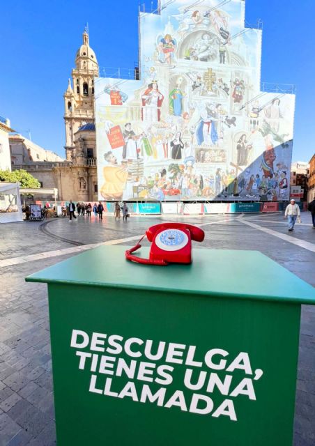 ¿Te has cruzado con un teléfono rojo en el centro de Murcia? - 1, Foto 1