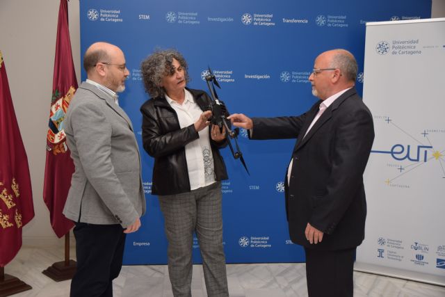 La empresa Staerea dona un dron a los alumnos de la Escuela Agrónomos de la UPCT para la realización de prácticas - 2, Foto 2