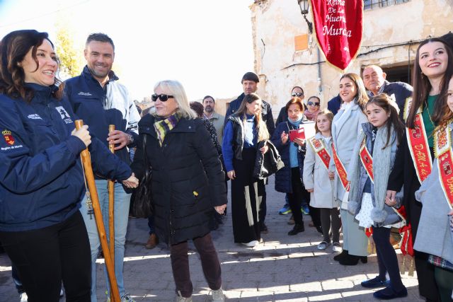 Ayuso destaca en su visita a Caravaca los lazos de historia y fraternidad que unen Madrid con nuestro municipio - 2, Foto 2