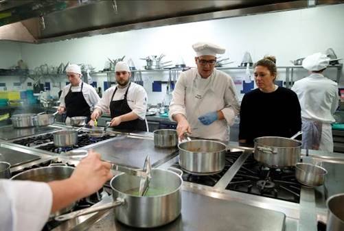 La chef Maca de Castro, miembro del jurado, durante la final de la pasada edición, Foto 1