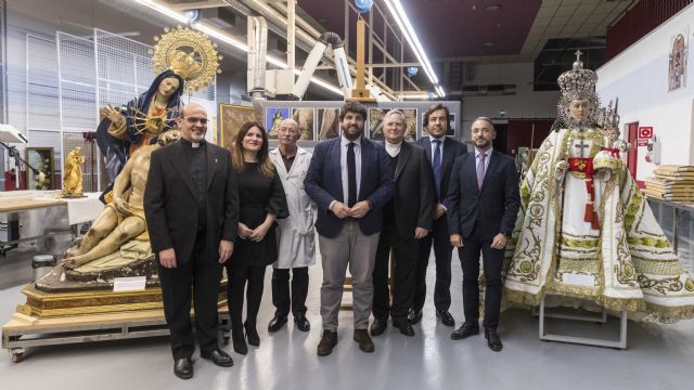 López Miras: Las imágenes de la Virgen de la Fuensanta y la Virgen de la Caridad están en las mejores manos para recuperar todo su esplendor - 1, Foto 1