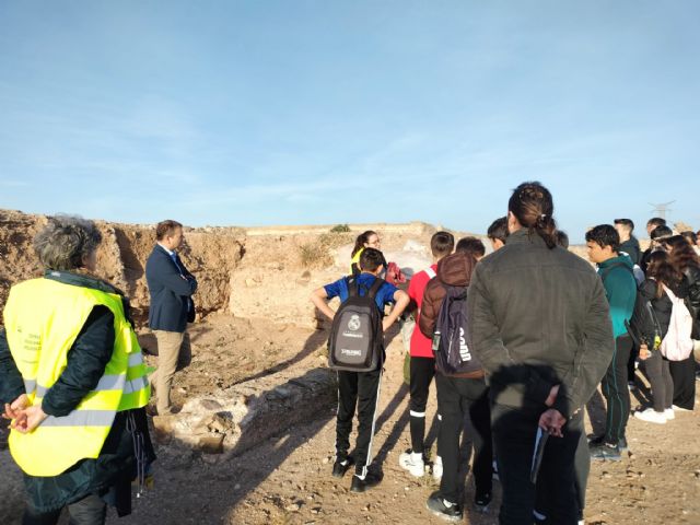 Cerca de 1.500 personas han visitado ya las excavaciones del Castillejo en Monteagudo - 3, Foto 3