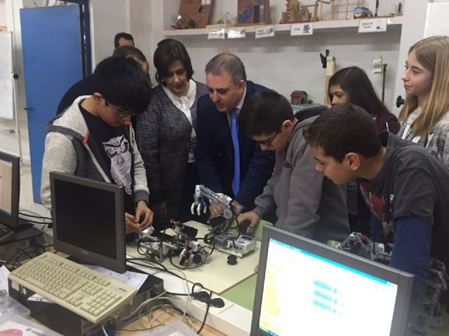 Alumnos de 25 centros educativos aprenden robótica gracias al programa ´El cable amarillo´ - 2, Foto 2