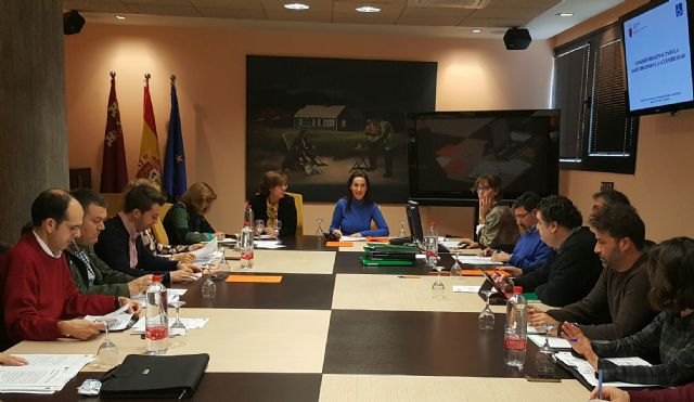 Setenta y seis viviendas de Murcia mejorarán su accesibilidad con la instalación de ascensores y la eliminación de barreras arquitectónicas - 1, Foto 1