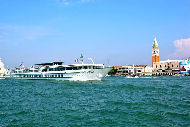 Croisieurope lanza tarifas reducidas para sus salidas de Semana Santa 2022 - 2, Foto 2