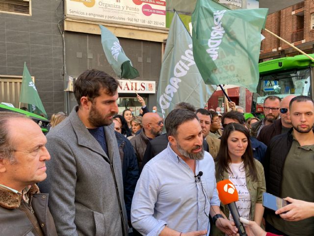 Abascal en Murcia: “VOX está en contra del fundamentalismo verde que arruina al campo” - 5, Foto 5