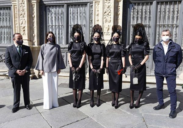 “La Mantilla, Sevilla del dolor a la alegría” nace para apoyar la moda, la cultura, la artesanía y la economía hispalense - 2, Foto 2