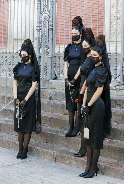 “La Mantilla, Sevilla del dolor a la alegría” nace para apoyar la moda, la cultura, la artesanía y la economía hispalense - 5, Foto 5