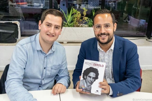 Jordi Ortiz presentó su libro de activismo LGBT ´Pedro Zerolo. Una lucha por la igualdad´ - 1, Foto 1