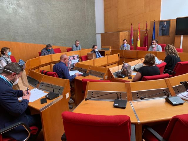 Lorca hace un llamamiento a la población para seguir conteniendo al coronavirus respetando las medidas de distancia y seguridad - 1, Foto 1