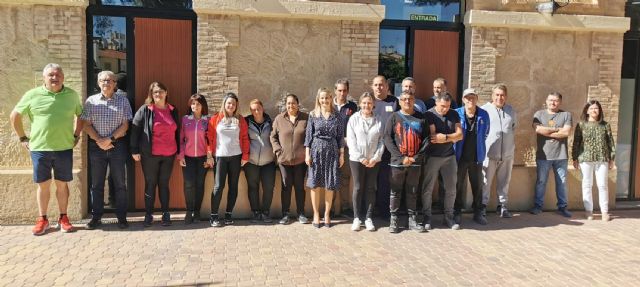 La alcaldesa visita el nuevo Programa Mixto de Empleo y Formación, que da trabajo a 17 personas desempleadas - 1, Foto 1