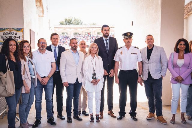 José Ángel elogia en Lorca la lealtad y el compromiso de la Policía Nacional - 1, Foto 1